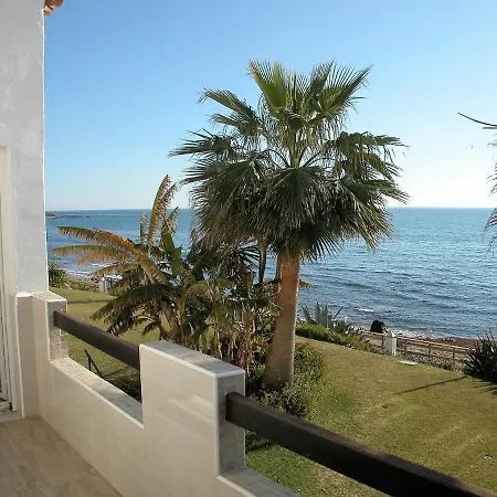 Playa Lucera: Beachfront Duplex With Sea Views Mijas