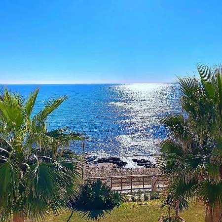 Apartment Playa Lucera: Beachfront Duplex With Sea Views *